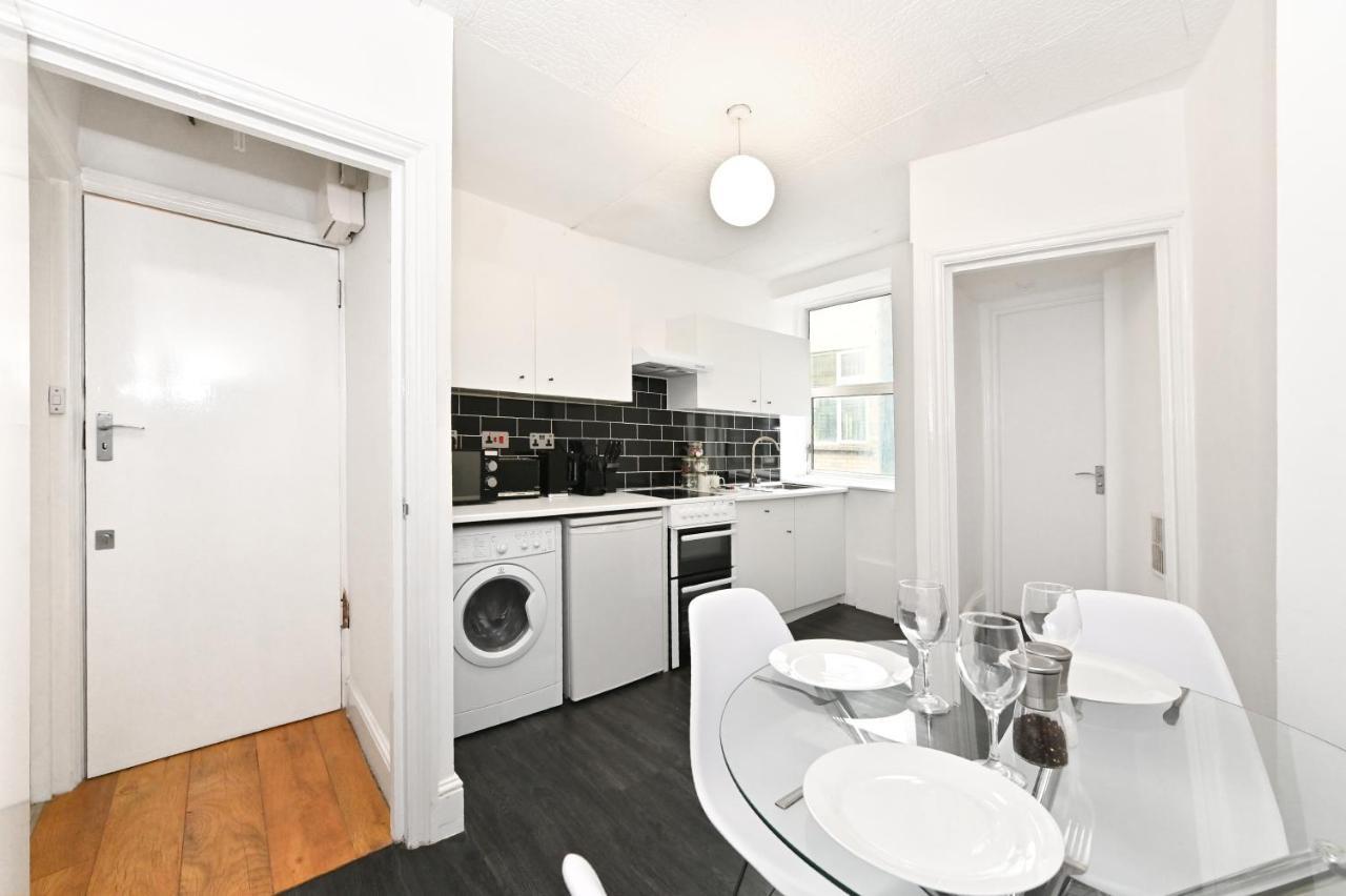 Covent Garden & Soho, Cosy & Cool, Spacious Apartment Londra Exterior foto